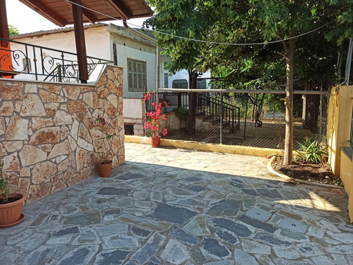 Villa Theodoras House à Nea Michaniona Extérieur photo